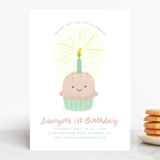 Cupcake cutie Children's Birthday Party Invitations