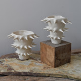 Handmade Spikes White Ceramic Flower Vase V Vases