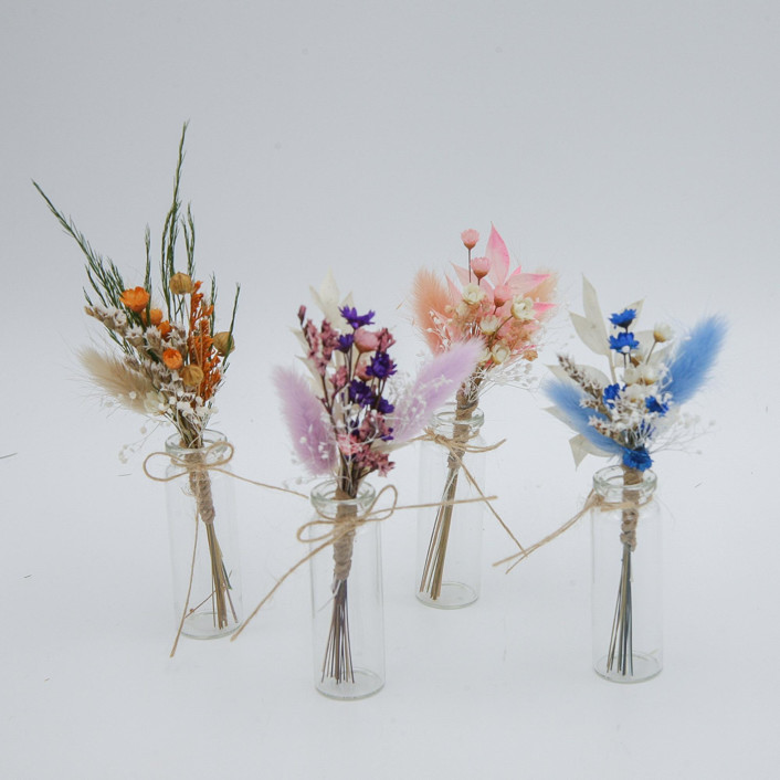Set of Five Small Dried Flowers in Vase Wedding Favors Favors by BE