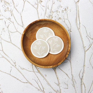 Beige and White Wildflower Wax Seals | Set of 25 Wax Seals